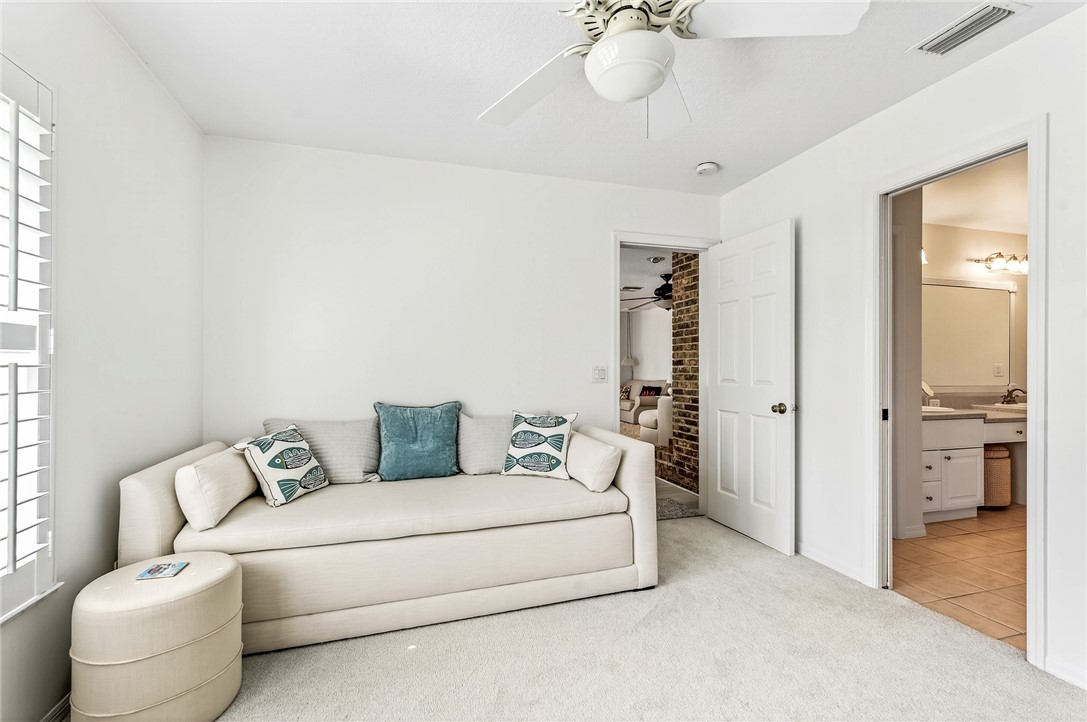 Vero Beach, Florida, 32963, United States, 4 Bedrooms Bedrooms, ,2 BathroomsBathrooms,Residential,Active,1986160