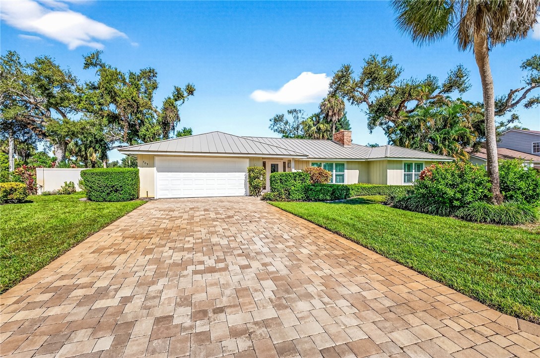 Vero Beach, Florida, 32963, United States, 4 Bedrooms Bedrooms, ,2 BathroomsBathrooms,Residential,Active,1986160 Vero Beach, Florida, 32963, United States, 4 Bedrooms Bedrooms, ,2 BathroomsBathrooms,Residential,Active,1986160