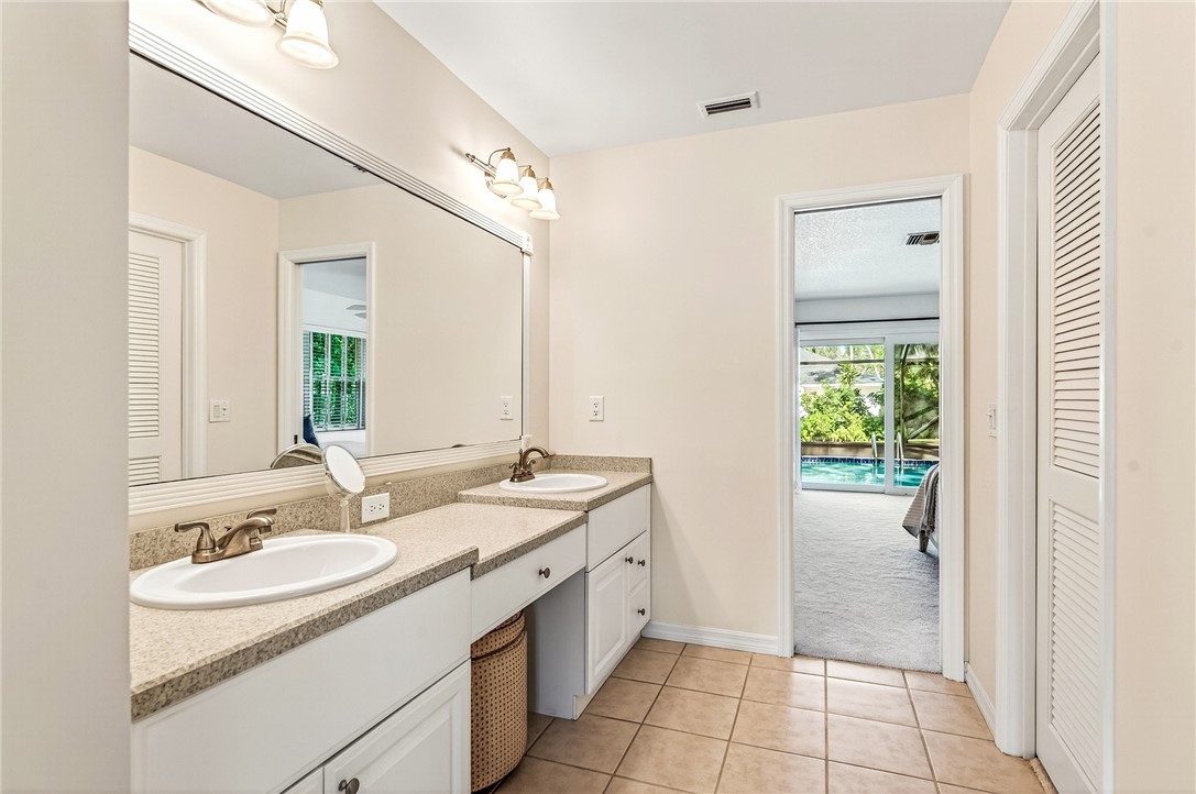 Vero Beach, Florida, 32963, United States, 4 Bedrooms Bedrooms, ,2 BathroomsBathrooms,Residential,Active,1986160