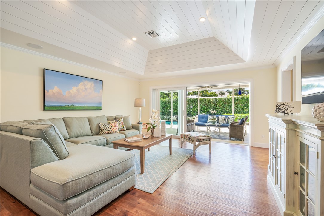 516 Honeysuckle Lane