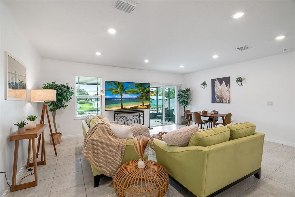 Photo of 507 Wimbrow Drive, Sebastian, FL 32958 (MLS # 290908)