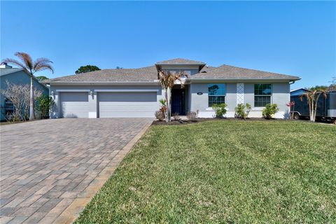 Property photo of 373 Periwinkle Drive, Sebastian, FL 32958