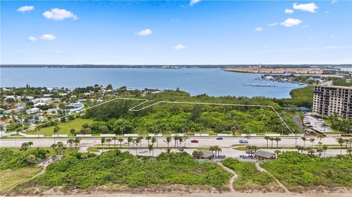 901 S Ocean Drive