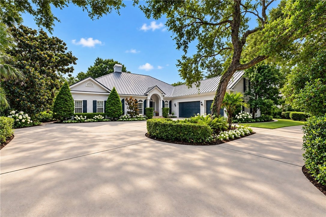 670 N Tomahawk Trail