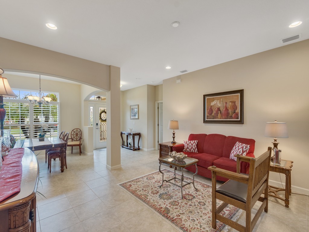 5907 Brae Burn Circle