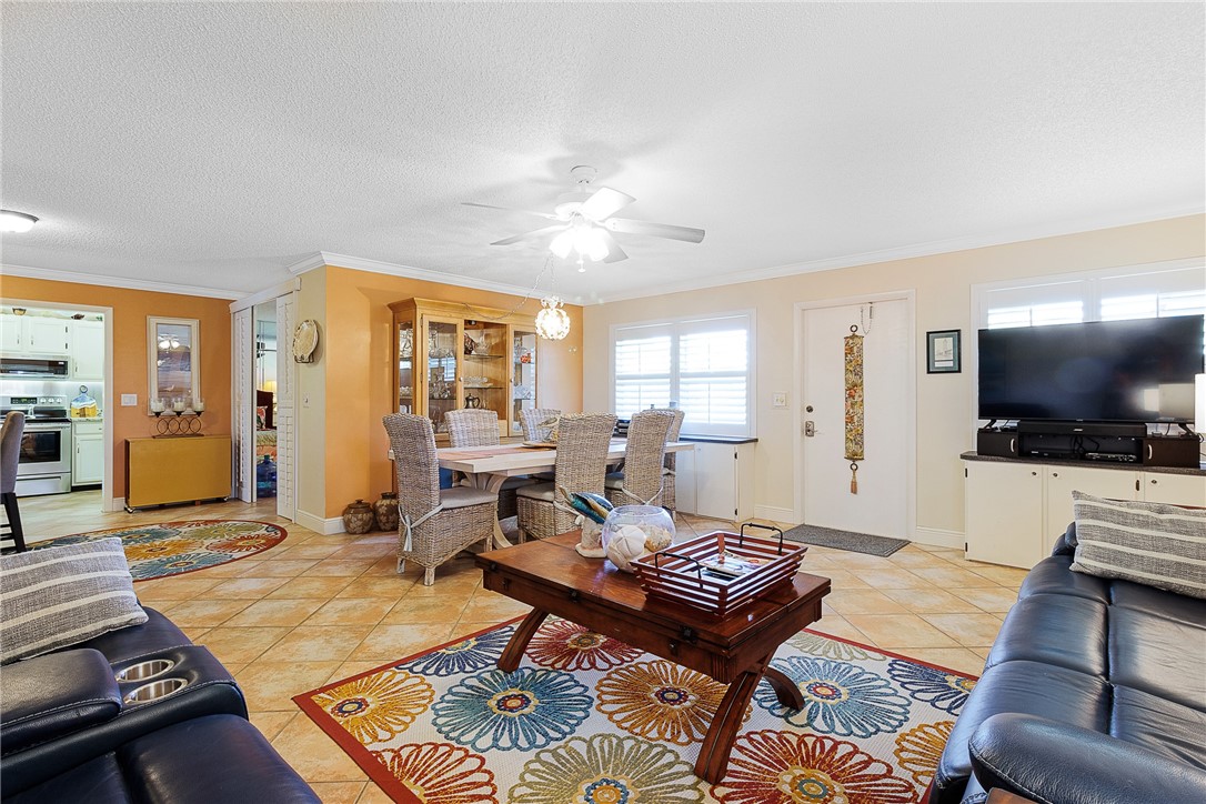 63 Woodland Drive 203/204 - Photo 4