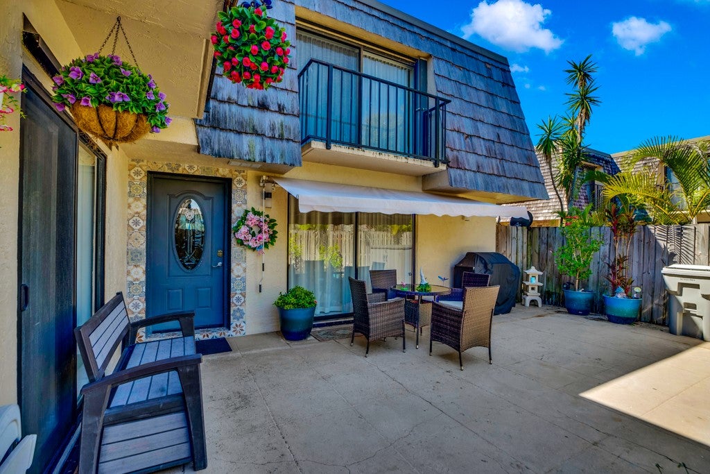 360 S Waverly Place 6a, Vero Beach