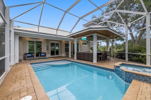 1090 Quail Court Sw, Vero Beach, FL 32968