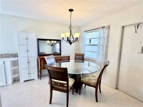 34 Pine Arbor Lane 105, Vero Beach, FL 32962