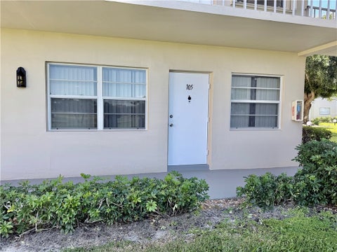 34 Pine Arbor Lane 105, Vero Beach, FL 32962