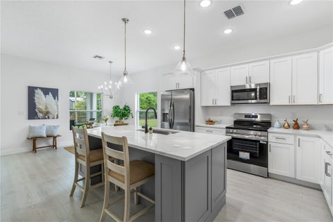 8115 104th Avenue, Vero Beach, FL 32967