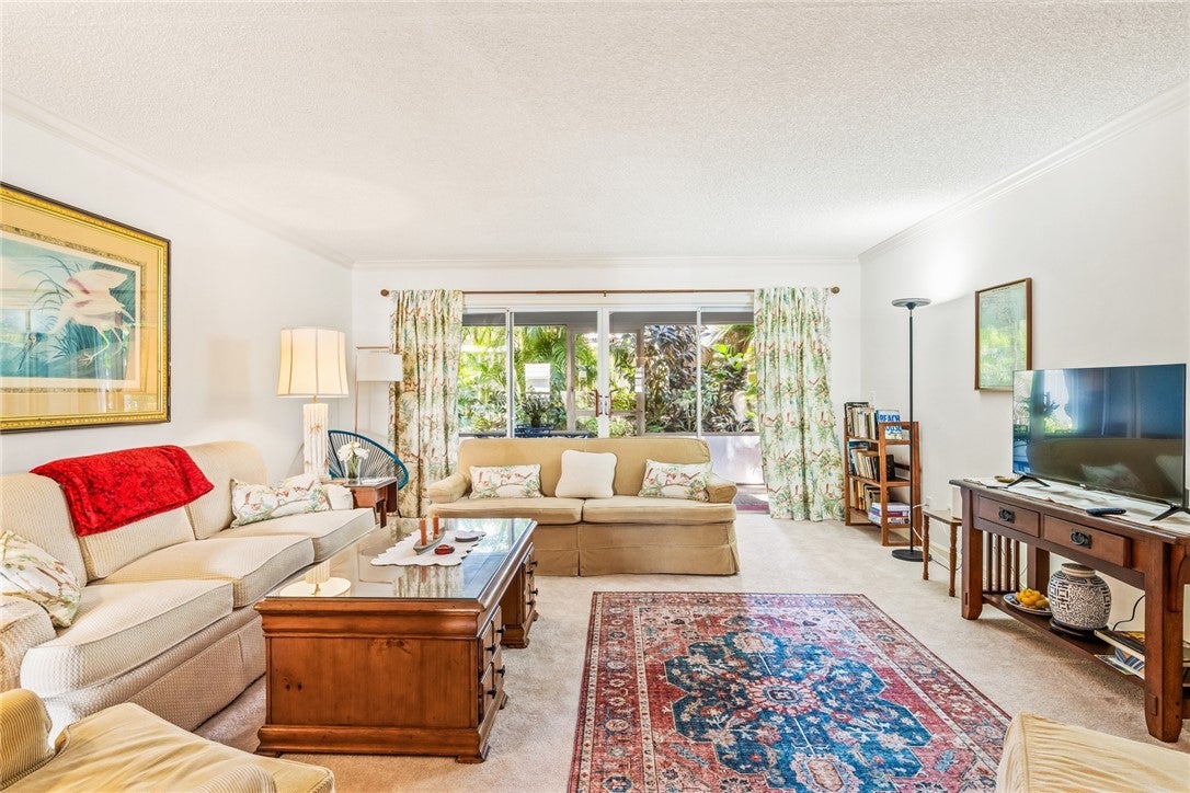 2743 Ocean Drive 40E