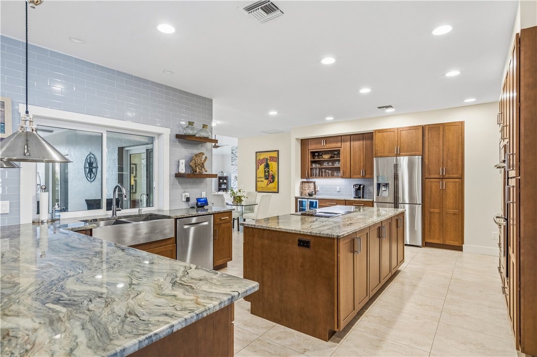 2100 Seminole Shores Lane