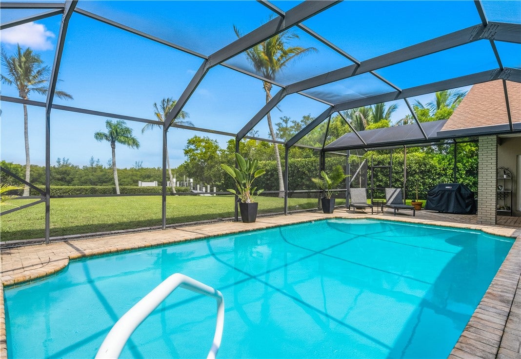 2100 Seminole Shores Lane