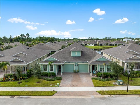 5975 Red Maple Manor, Vero Beach, FL 32966