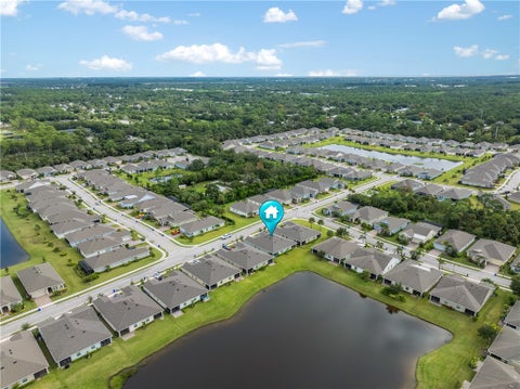5975 Red Maple Manor, Vero Beach, FL 32966