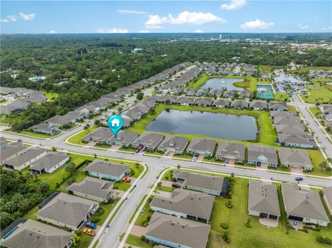 5975 Red Maple Manor, Vero Beach, FL 32966