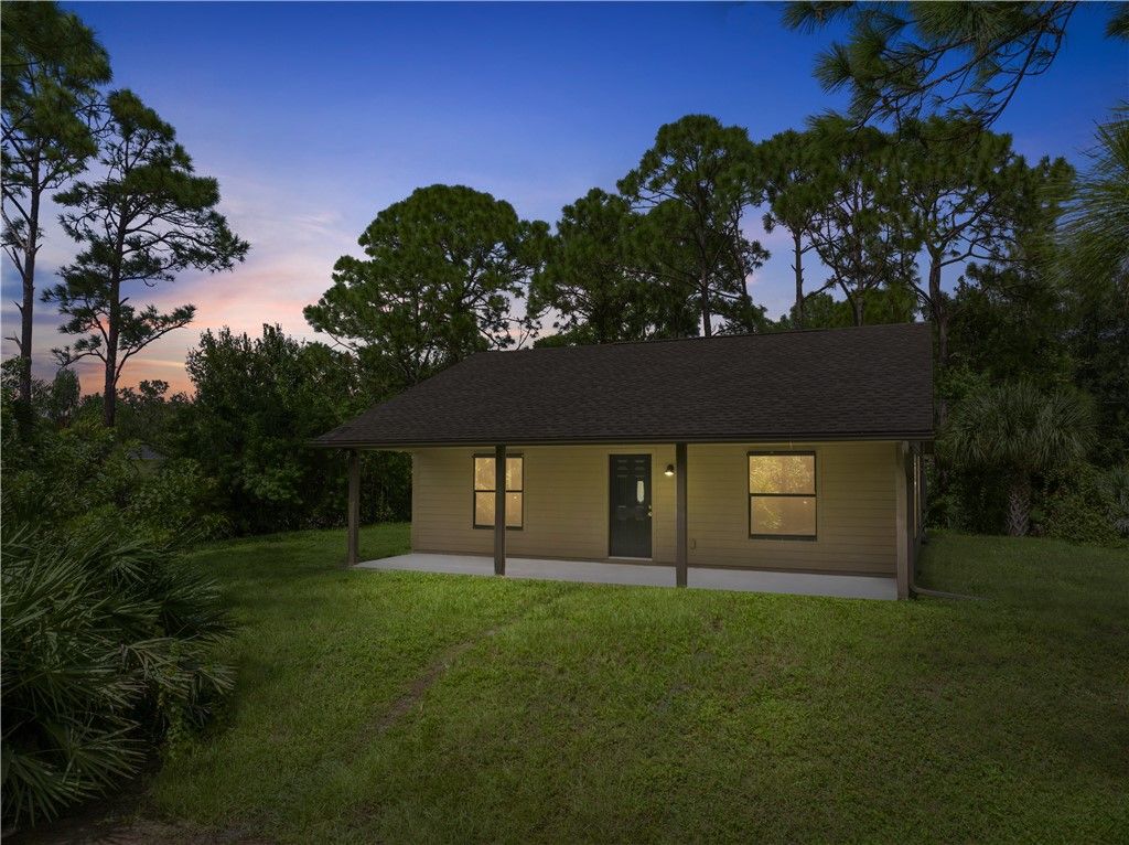 Photo of 8146 96th Court, Vero Beach, FL 32967 (MLS # 291817)
