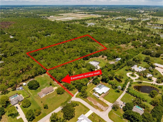 5300 67TH ST, VERO BEACH, FL 32967 - Image bc0f43e88a5f7c27db267fa83b6bfb47/1284982799