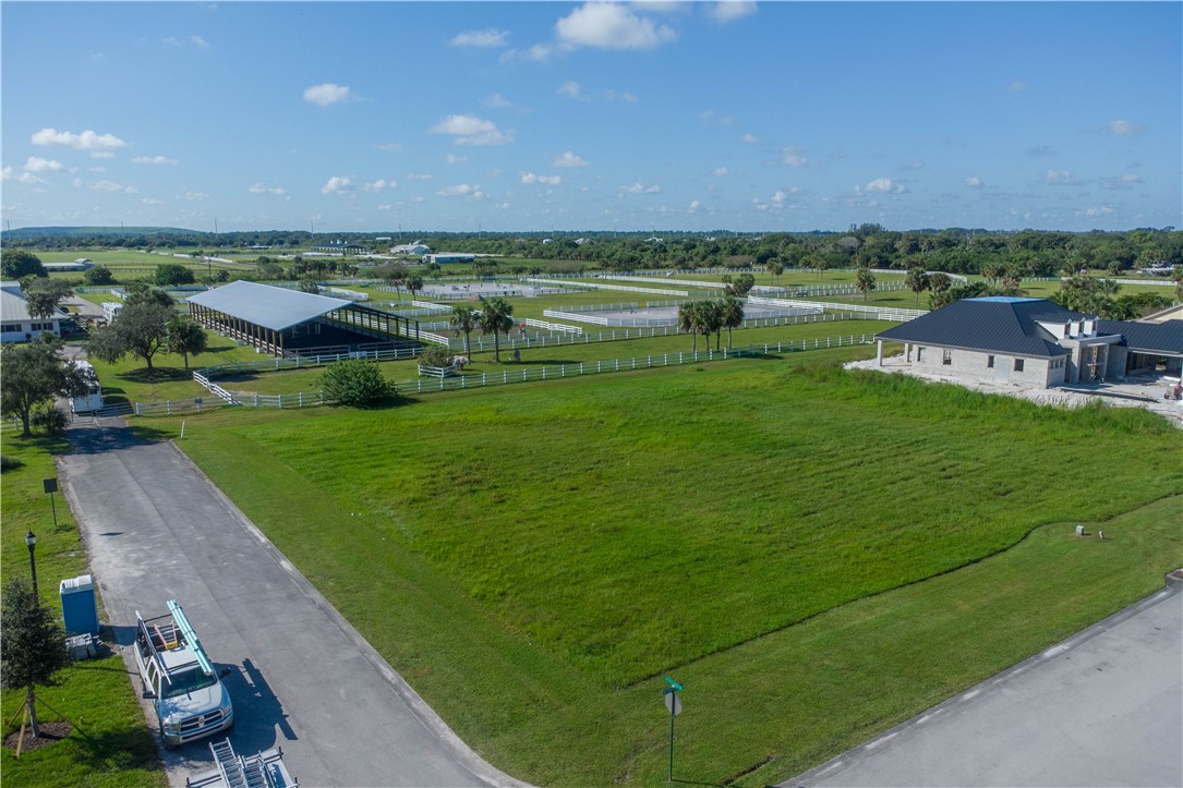 7623 S Polo Grounds Lane