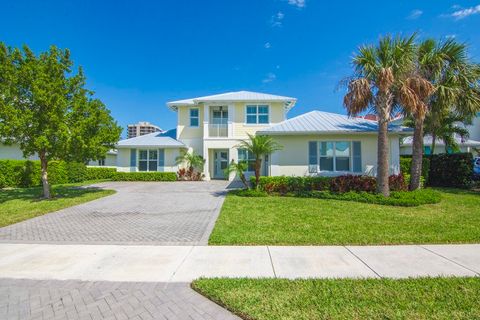 Property photo of 3910 Duneside Drive, Fort Pierce, FL 34949
