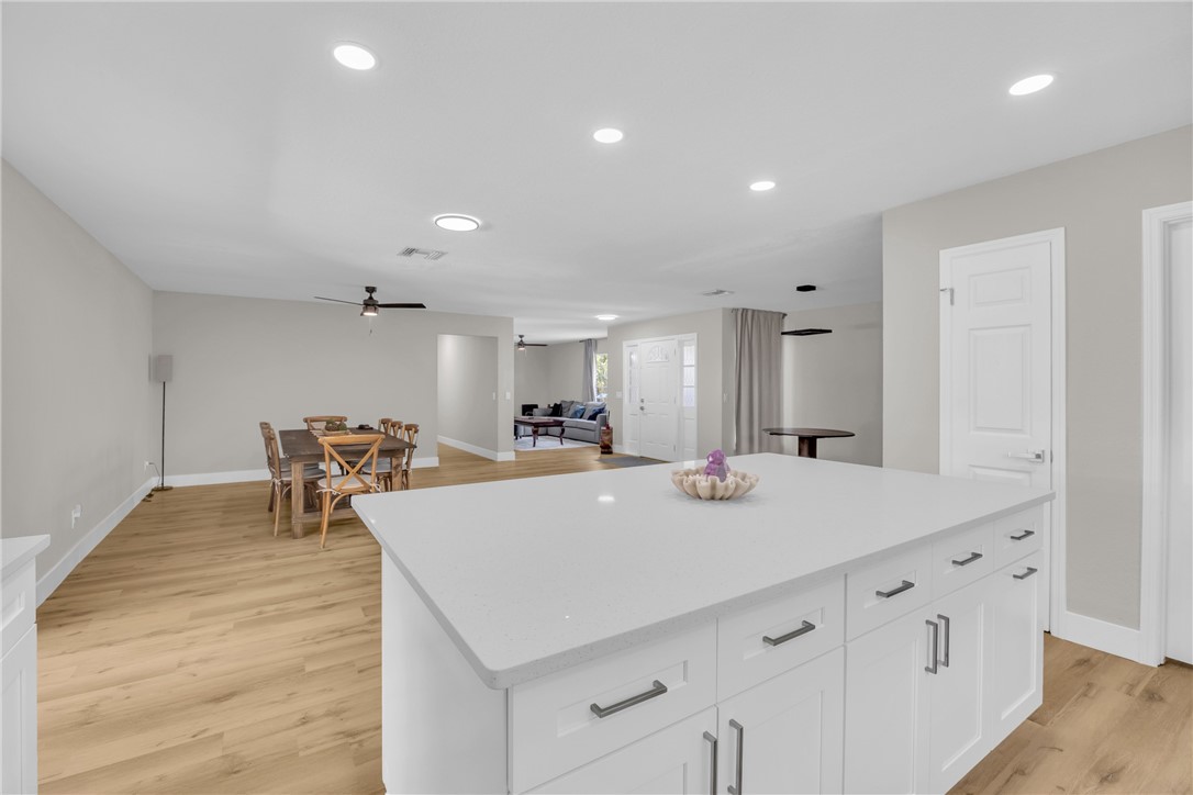 Vero Beach, Florida 32960, United States, 4 Bedrooms Bedrooms, ,2 BathroomsBathrooms,Residential,Active,196369