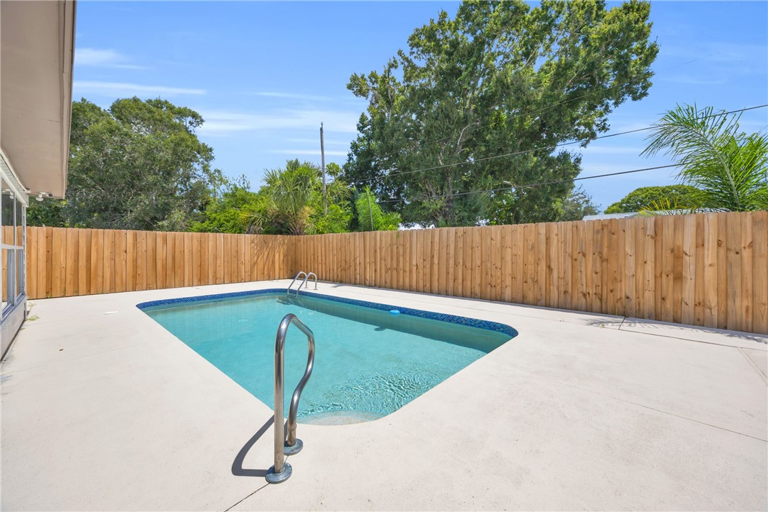 Vero Beach, Florida 32960, United States, 4 Bedrooms Bedrooms, ,2 BathroomsBathrooms,Residential,Active,196369