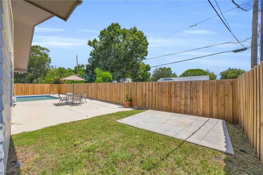 Vero Beach, Florida 32960, United States, 4 Bedrooms Bedrooms, ,2 BathroomsBathrooms,Residential,Active,196369