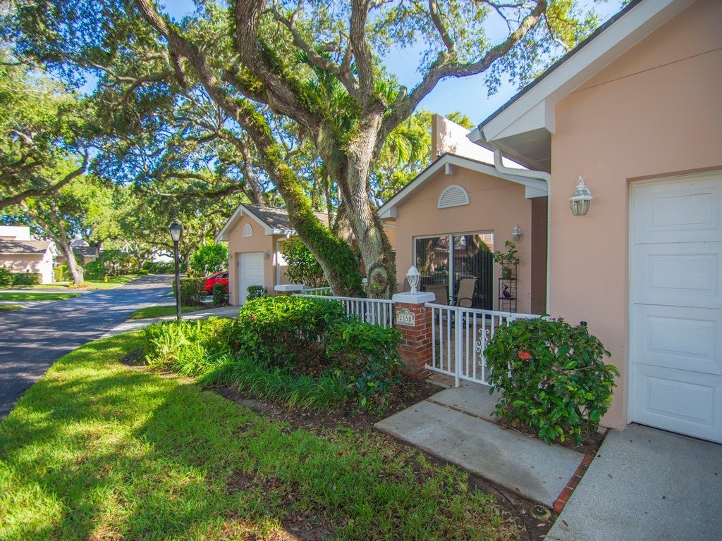 215 Park Shores Circle 215B