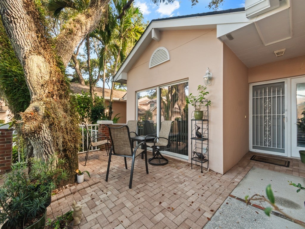 215 Park Shores Circle 215B