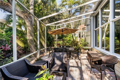 8827 Lakeside Circle Vero Beach FL 32963