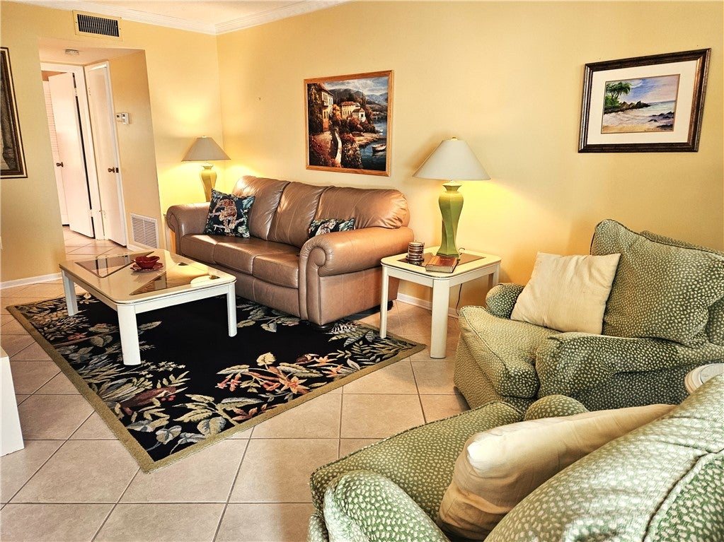 6 Vista Palm Lane 103