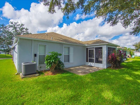 1001 E 13th Square, Vero Beach, FL 32960
