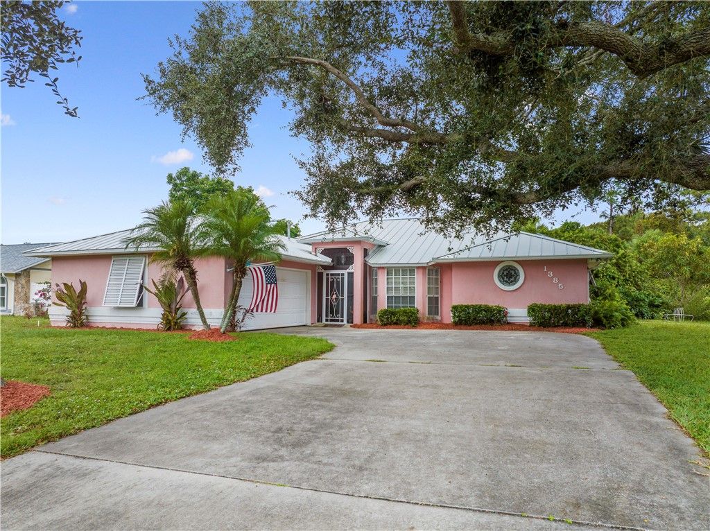 Photo of 1385 Scroll Street, Sebastian, FL 32958 (MLS # 291737)