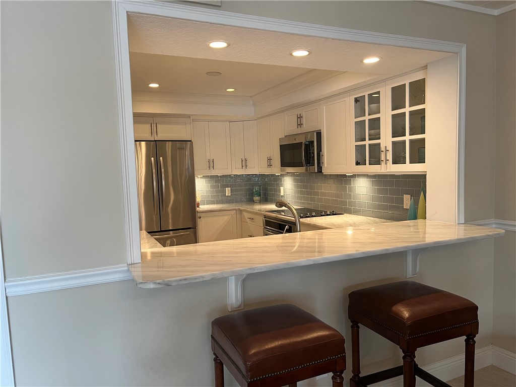 1776 Mooringline Drive 204