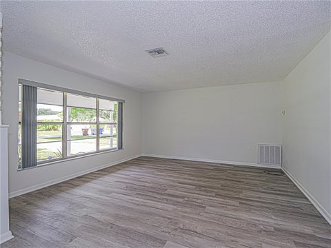 136 16th Avenue, Vero Beach, FL 32962