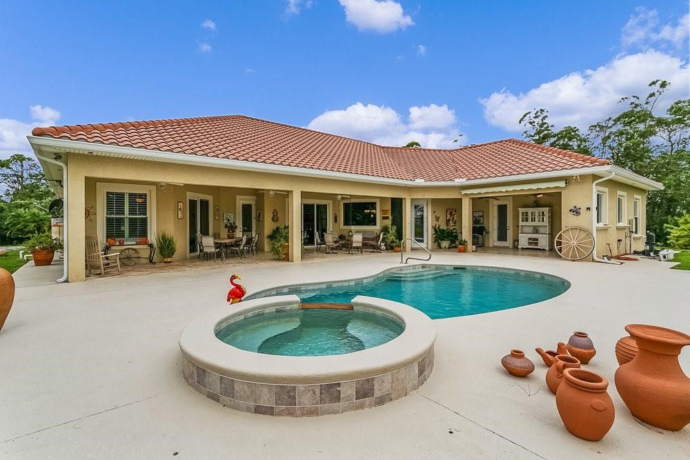 Fellsmere, Florida, 32948, United States, 6 Bedrooms Bedrooms, ,5 BathroomsBathrooms,Residential,Active,1863540