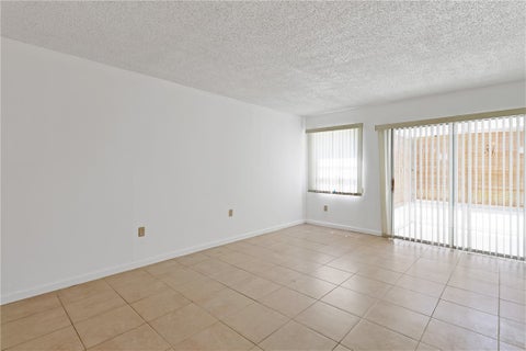 1100 Ponce De Leon Circle N N106, Vero Beach, FL 32960