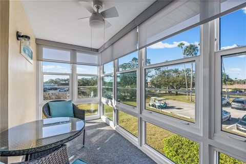 Property photo of 55 Woodland Drive 203, Vero Beach, FL 32962