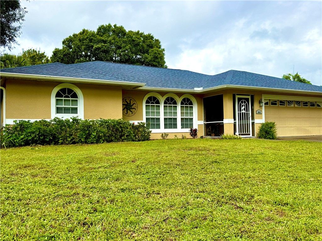 Photo of 2065 19th Avenue SW, Vero Beach, FL 32962 (MLS # 291673)