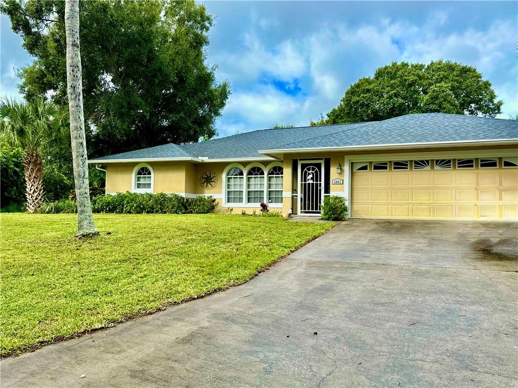 Photo of 2065 19th Avenue SW, Vero Beach, FL 32962 (MLS # 291673)