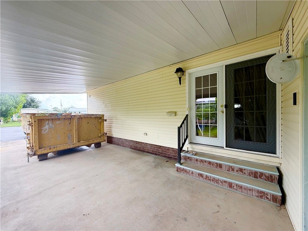 Photo of 207 Pompano Court, Sebastian, FL 32976 (MLS # 291811)