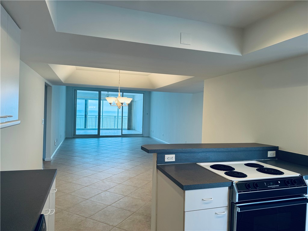 Vero Beach, Florida 32963, United States, 2 Bedrooms Bedrooms, ,2 BathroomsBathrooms,Residential,Active,40523