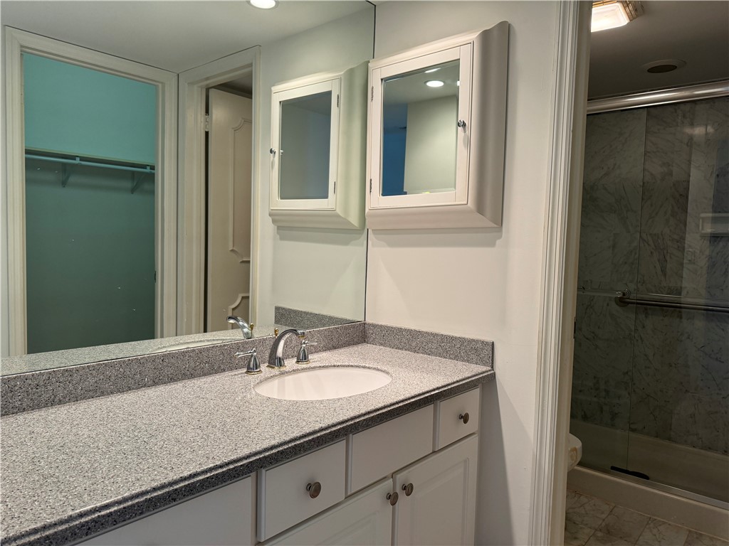 Vero Beach, Florida 32963, United States, 2 Bedrooms Bedrooms, ,2 BathroomsBathrooms,Residential,Active,40523