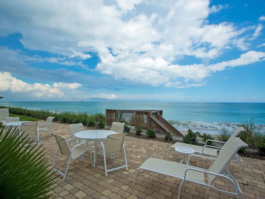 Vero Beach, Florida 32963, United States, 2 Bedrooms Bedrooms, ,2 BathroomsBathrooms,Residential,Active,40523