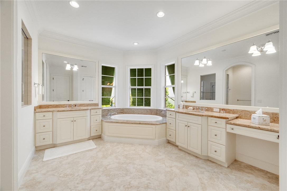 Vero Beach, Florida, 32963, United States, 3 Bedrooms Bedrooms, ,4 BathroomsBathrooms,Residential,Active,1959939