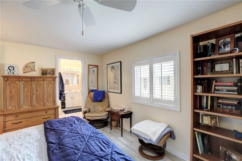 A home in Barefoot Bay
