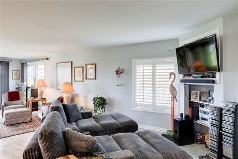 A home in Barefoot Bay