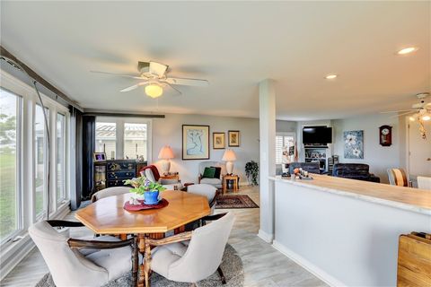 A home in Barefoot Bay