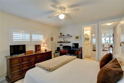 A home in Barefoot Bay